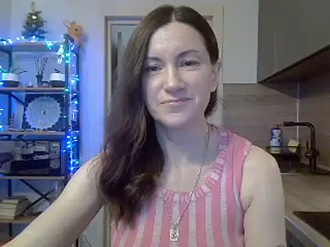 Snapshot of jainesummer chatting on 12-26-24, 07:24 jainesummer online show from 12-26-24, 07:24