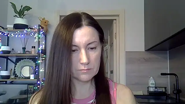 Snapshot of jainesummer chatting on 02-10-25, 07:47 jainesummer online show from 02-10-25, 07:47