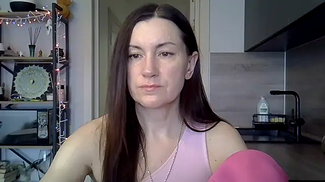 Snapshot of jainesummer chatting on 02-12-25, 11:07 jainesummer online show from 02-12-25, 11:07