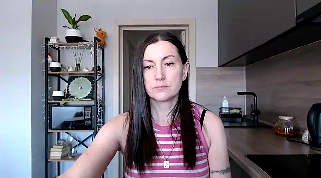 Snapshot of jainesummer chatting on 02-26-25, 10:58 jainesummer online show from 02-26-25, 10:58