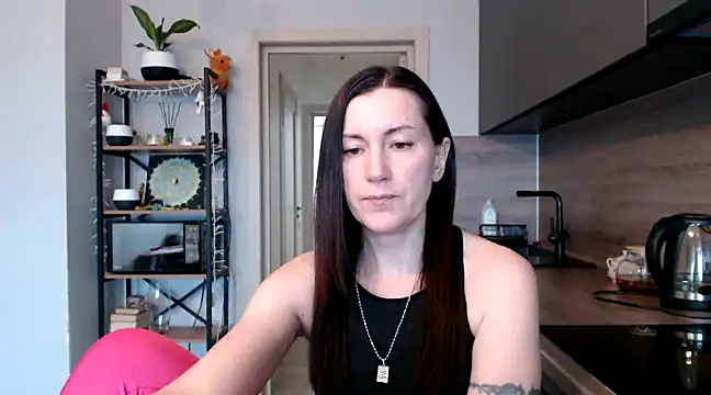 Snapshot of jainesummer chatting on 02-28-25, 10:20 jainesummer online show from 02-28-25, 10:20