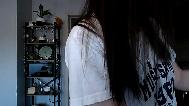Snapshot of jainesummer chatting on 03-11-25, 07:48 jainesummer online show from 03-11-25, 07:48