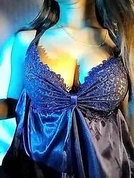 Snapshot of Esha_Babyy chatting on 04-27-26, 01:31 Esha Babyy online show from 04-27-26, 01:31