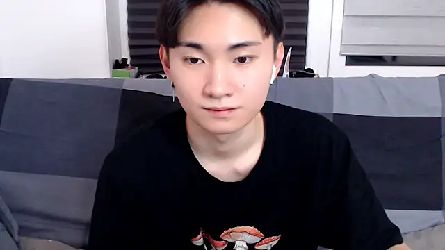 Miram Yu online show from 01-13-25, 08:48