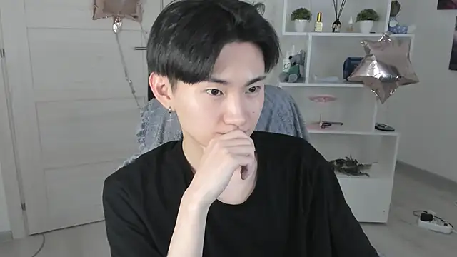 Miram Yu online show from 01-23-25, 06:28