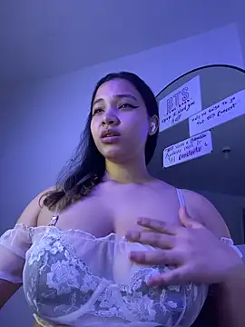 MadelineBenet online show from 01-18-26, 01:42