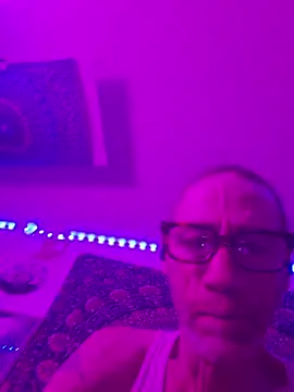 Snapshot of Undercover_Pornstar chatting on 06-06-26, 12:10 Undercover Pornstar online show from 06-06-26, 12:10