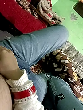 Snapshot of QUEEN-X-CPL chatting on 12-17-24, 04:43 QUEEN-X-CPL online show from 12-17-24, 04:43