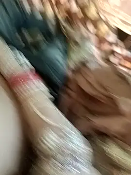 Snapshot of QUEEN-X-CPL chatting on 01-28-25, 05:14 QUEEN-X-CPL online show from 01-28-25, 05:14