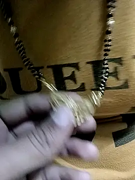 Snapshot of QUEEN-X-CPL chatting on 02-03-25, 05:46 QUEEN-X-CPL online show from 02-03-25, 05:46