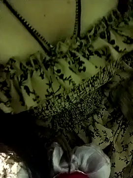 Snapshot of QUEEN-X-CPL chatting on 02-21-25, 05:31 QUEEN-X-CPL online show from 02-21-25, 05:31