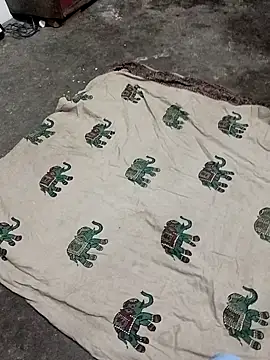 Snapshot of QUEEN-X-CPL chatting on 09-14-25, 06:18 QUEEN-X-CPL online show from 09-14-25, 06:18