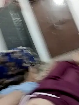 Snapshot of QUEEN-X-CPL chatting on 10-01-25, 06:03 QUEEN-X-CPL online show from 10-01-25, 06:03