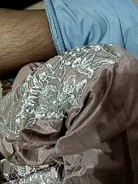 Snapshot of QUEEN-X-CPL chatting on 10-02-25, 05:53 QUEEN-X-CPL online show from 10-02-25, 05:53