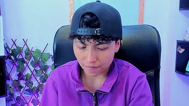 Im Mathias online show from 02-10-26, 03:32