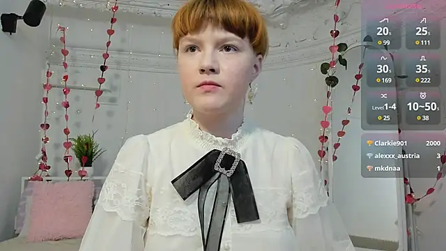 DreamyLuna online show from 01-20-25, 12:04