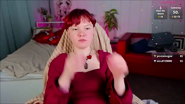 DreamyLuna online show from 02-17-25, 12:32