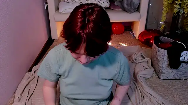 DreamyLuna online show from 02-22-25, 08:31