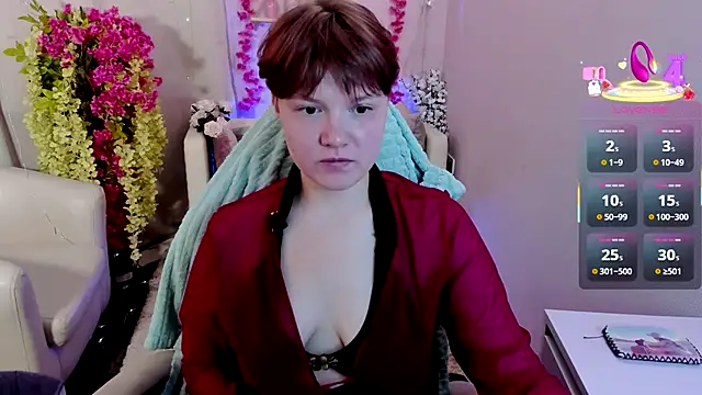 DreamyLuna online show from 09-17-25, 08:43