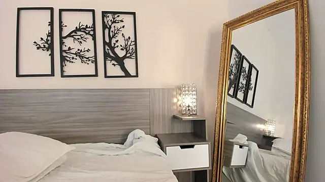 AmaraVelez online show from 02-14-25, 06:51