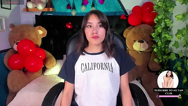  Sophie  miller online show from 02-19-25, 08:10