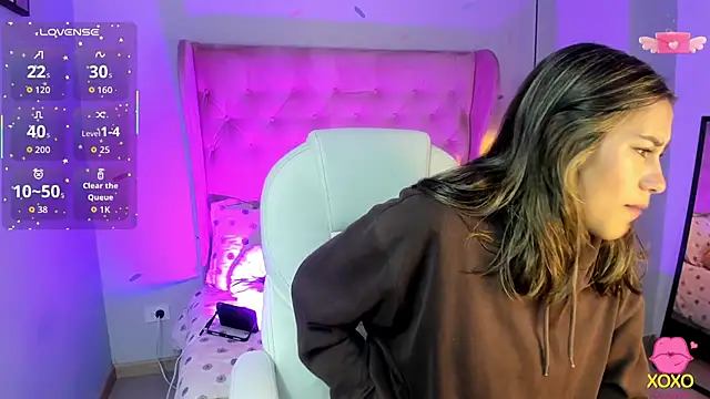  Sophie  miller online show from 11-20-25, 08:08