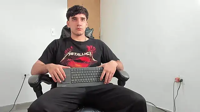 leo030809 online show from 05-19-26, 10:16