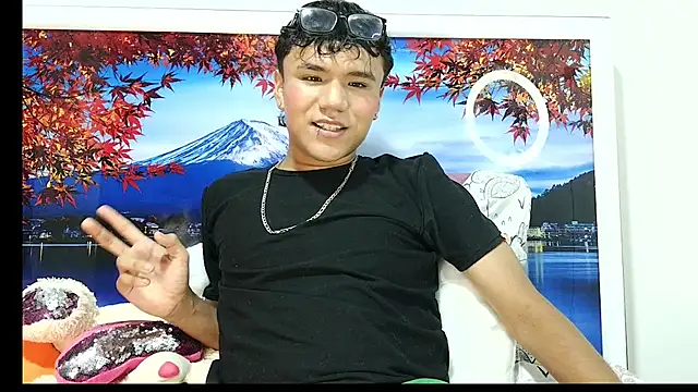 Baby Cream online show from 12-15-24, 05:56