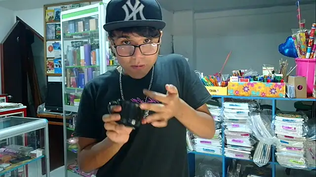 Baby Cream online show from 03-18-25, 03:31