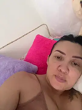 Snapshot of juliamond chatting on 03-12-25, 07:49 juliamond online show from 03-12-25, 07:49