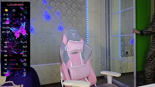 -DIVORA- online show from 02-06-25, 04:25