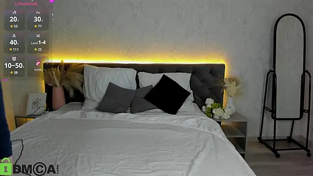 Michelle Blond online show from 03-02-26, 09:16