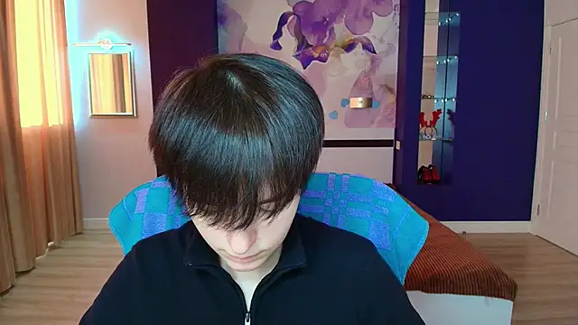 EmiliaYours online show from 01-19-25, 01:12