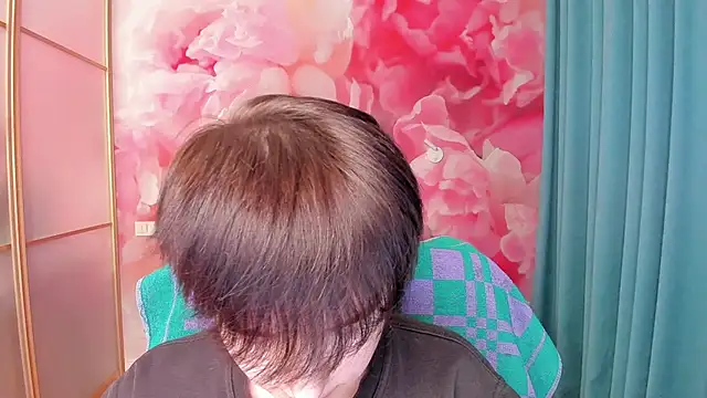 EmiliaYours online show from 01-24-25, 05:11