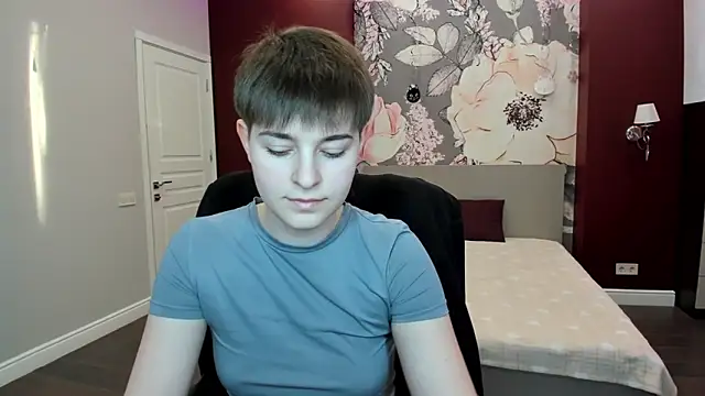 EmiliaYours online show from 03-08-26, 02:54