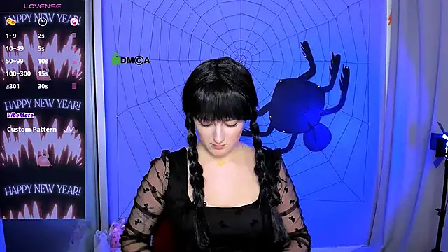 luna berryy online show from 10-24-25, 07:43