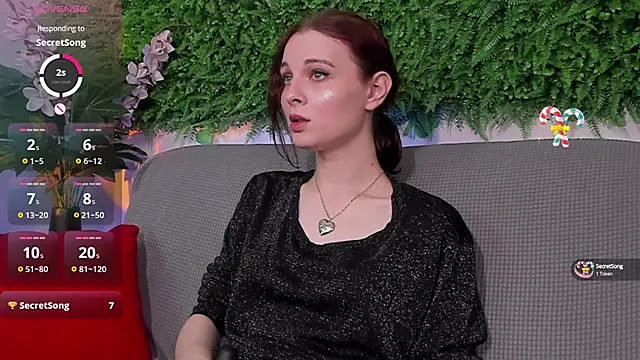 Snapshot of AprilAvery chatting on 03-11-25, 04:29 AprilAvery online show from 03-11-25, 04:29