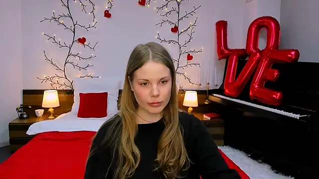 holy kitty online show from 02-25-25, 06:14