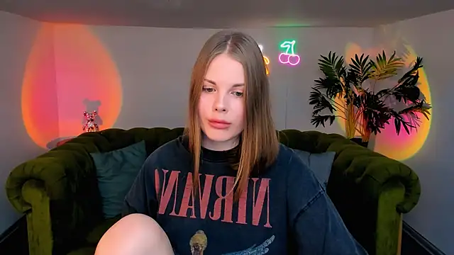 holy kitty online show from 09-19-25, 09:11