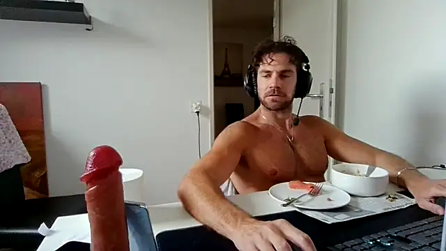 Snapshot of alpha-hunk chatting on 05-11-26, 02:45 alpha-hunk online show from 05-11-26, 02:45