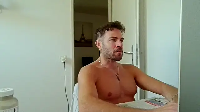 Snapshot of alpha-hunk chatting on 05-28-26, 08:44 alpha-hunk online show from 05-28-26, 08:44