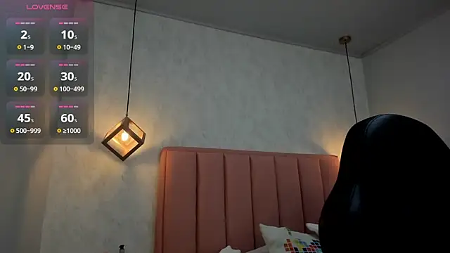 Snapshot of MAYROBERTSS chatting on 01-27-25, 12:26 MAYROBERTSS online show from 01-27-25, 12:26