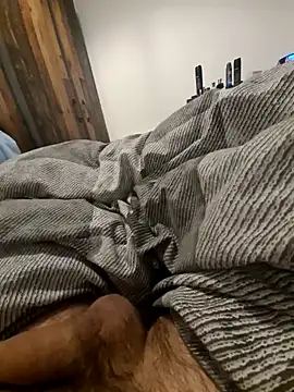 Snapshot of NiceBone000 chatting on 01-31-25, 10:31 NiceBone000 online show from 01-31-25, 10:31