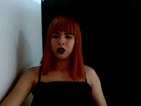 Snapshot of estefania224 chatting on 01-11-25, 03:55 estefania224 online show from 01-11-25, 03:55