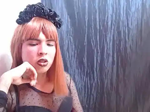 Snapshot of estefania224 chatting on 01-12-25, 04:08 estefania224 online show from 01-12-25, 04:08