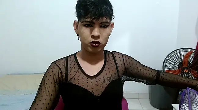 Snapshot of estefania224 chatting on 02-21-25, 07:34 estefania224 online show from 02-21-25, 07:34