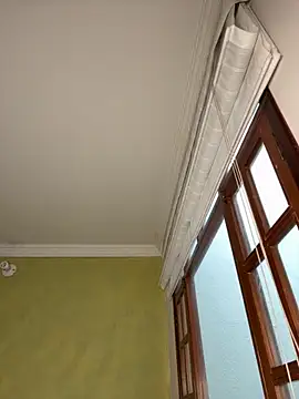 aurora divine online show from 11-09-25, 01:09