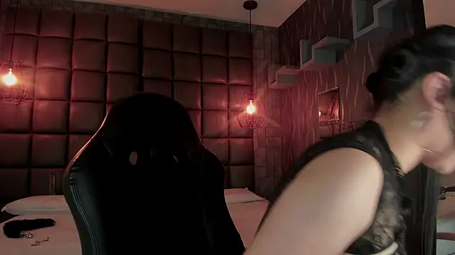 maddy walker online show from 12-28-24, 09:40