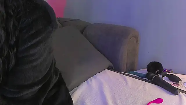 maddy walker online show from 01-15-25, 03:22