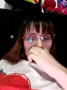 Snapshot of Lucyy-hess chatting on 12-06-24, 02:35 Lucyy-hess online show from 12-06-24, 02:35